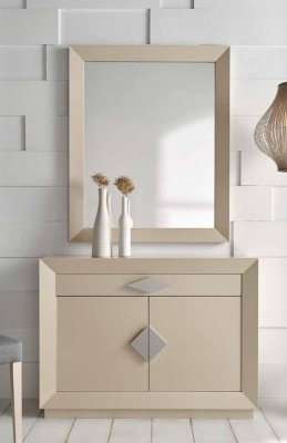 Узкая тумба 2002 фото Узкая тумба 2002. Фото №2